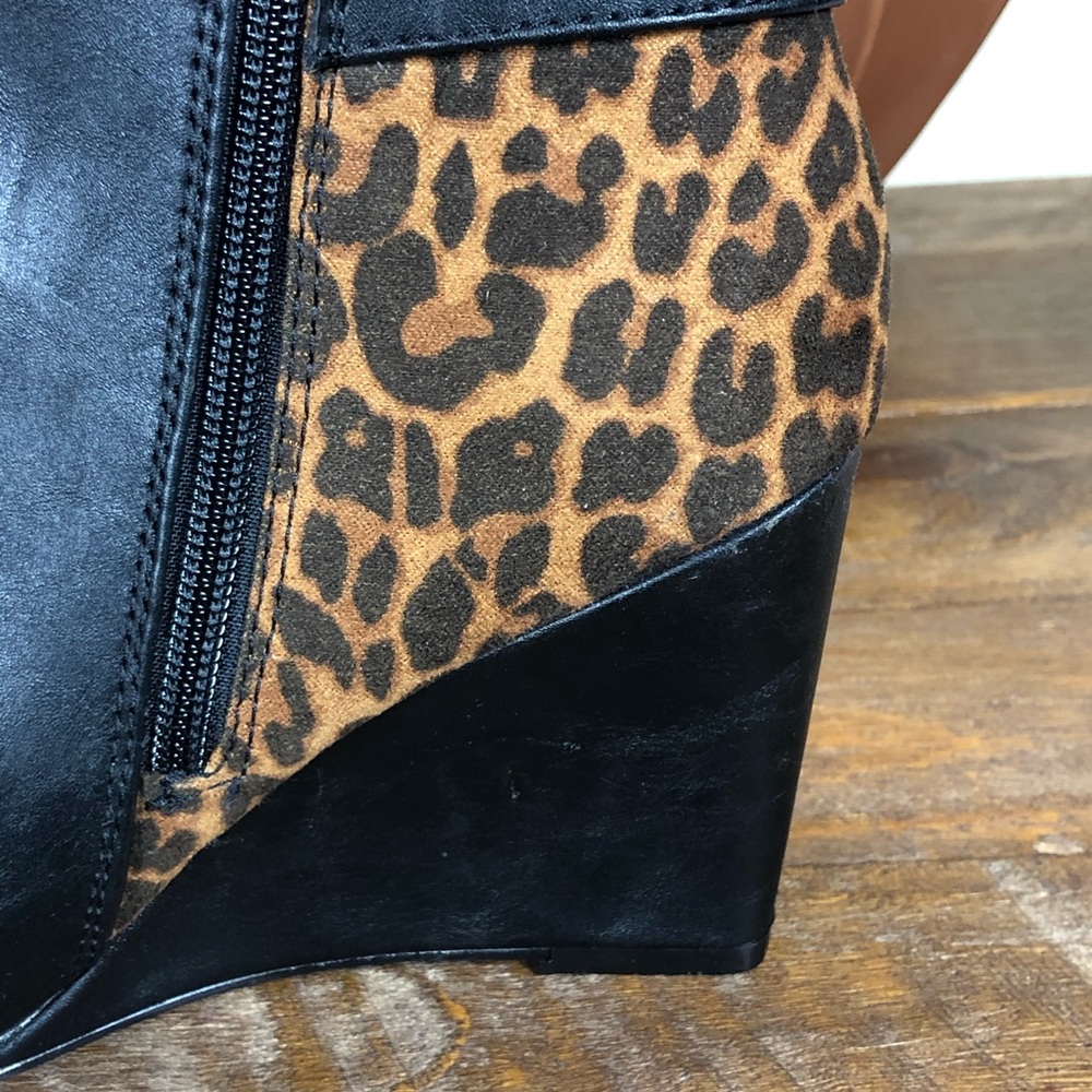 NWT New Direction Black-Leopard Vegan Leather Boot - Picture 5 of 8